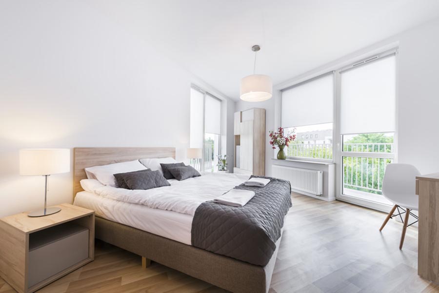 Clean Comfortable Modern Bedroom Design Idea