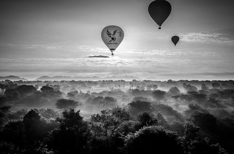 Shirren Lim – Balloons over bagan